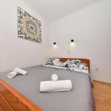 아파트 Sunset - Two Bedroom 3 *