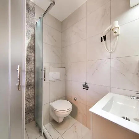 Sunset - Two Bedroom 3 Apartman *